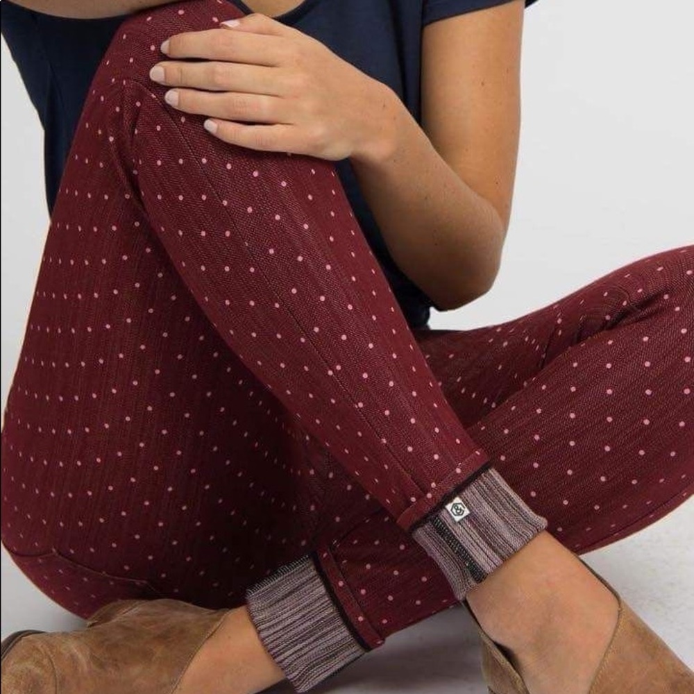 NWT Agnes & Dora Pin Dot Black Cherry Leggings